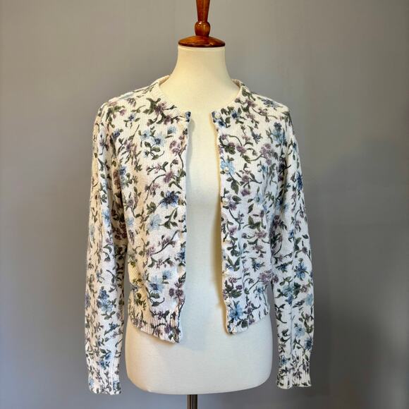 American Vintage Sweaters - Purple White Floral Cardigan Cottagecore GrannyCore w/faux pearl buttons, Size S